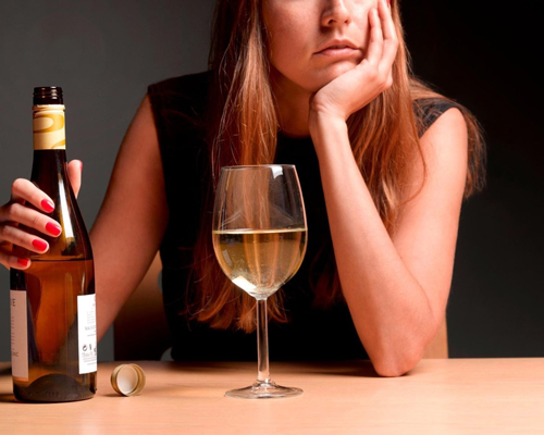 Анонимное лечение женского алкоголизма в Кодинске